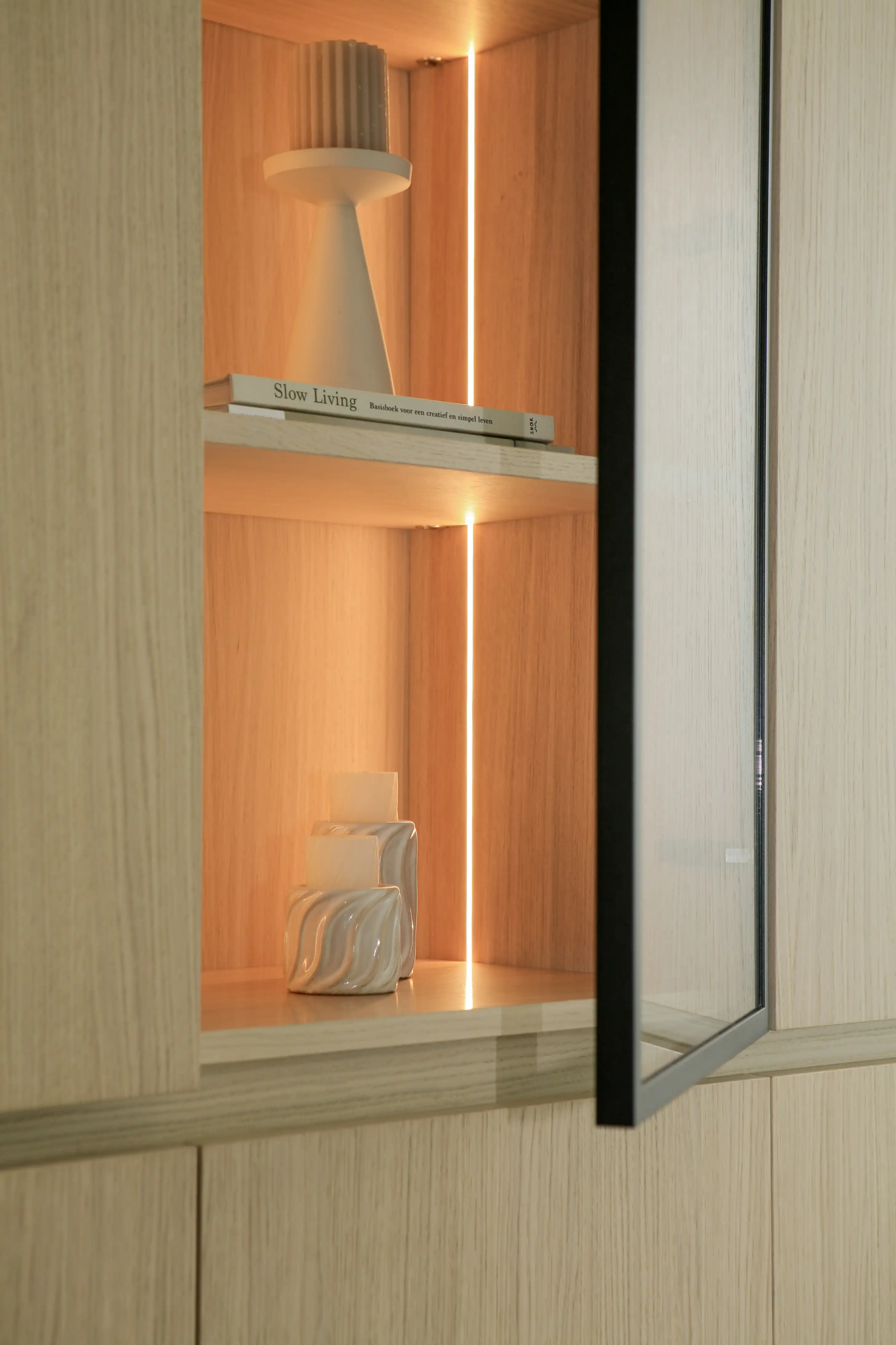 Vitrine kast mer verlichting